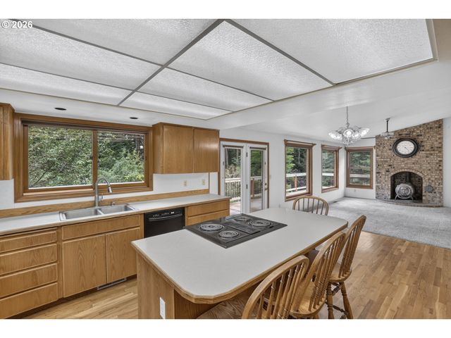 28262 HAFFERMAN Rd, Scappoose, OR 97056