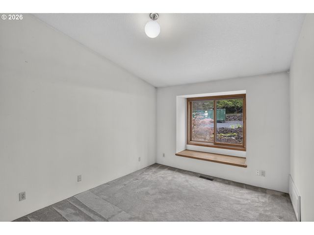 28262 HAFFERMAN Rd, Scappoose, OR 97056