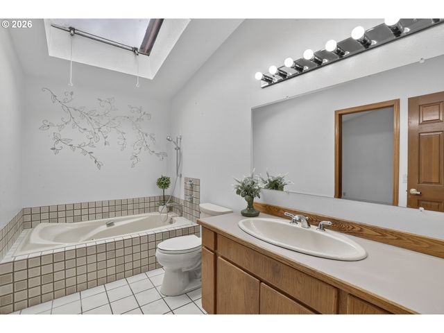 28262 HAFFERMAN Rd, Scappoose, OR 97056
