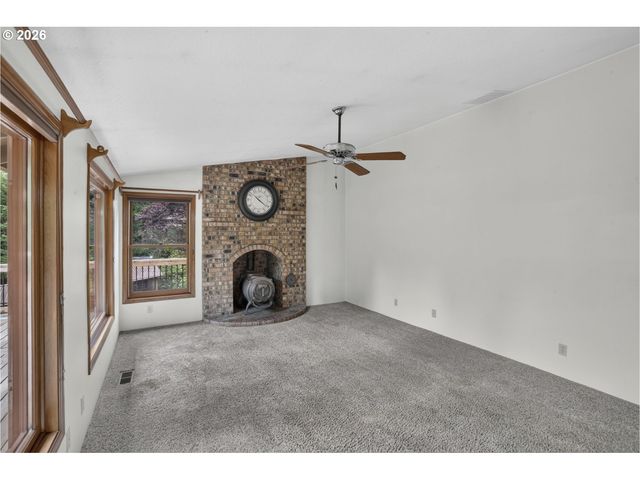 28262 HAFFERMAN Rd, Scappoose, OR 97056