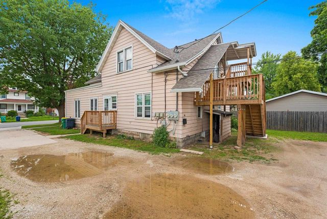 205 S OAKLAND STREET, Green Bay, WI 54303
