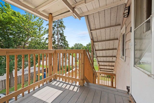 205 S OAKLAND STREET, Green Bay, WI 54303