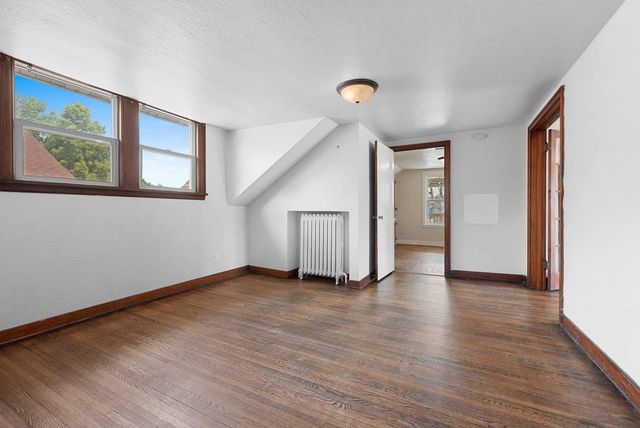 205 S OAKLAND STREET, Green Bay, WI 54303