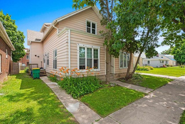 205 S OAKLAND STREET, Green Bay, WI 54303