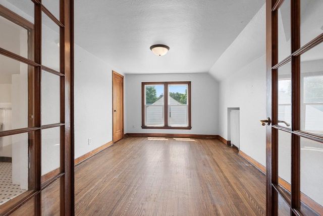 205 S OAKLAND STREET, Green Bay, WI 54303