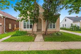 205 S OAKLAND STREET, Green Bay, WI 54303