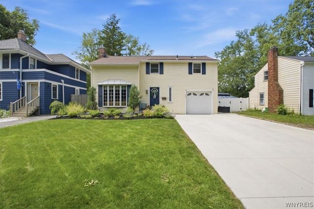 229 Roycroft Boulevard, Amherst, NY 14226