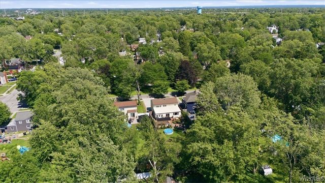 229 Roycroft Boulevard, Amherst, NY 14226