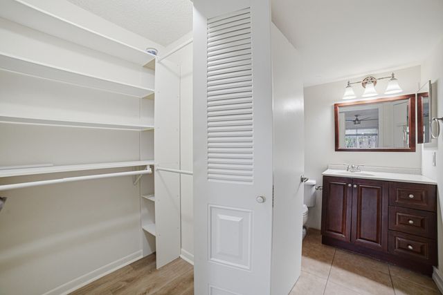 1041 Coral Club Drive 1041, Coral Springs, FL 33071