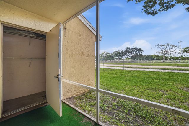 1041 Coral Club Drive 1041, Coral Springs, FL 33071
