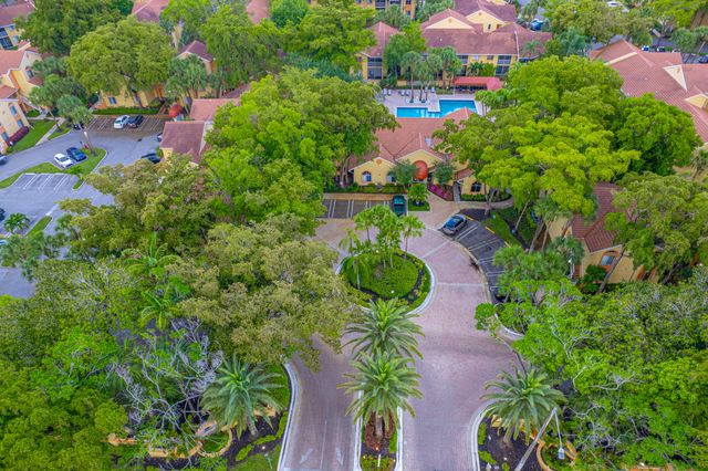 1041 Coral Club Drive 1041, Coral Springs, FL 33071
