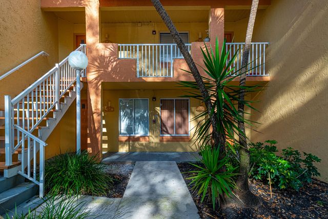 1041 Coral Club Drive 1041, Coral Springs, FL 33071