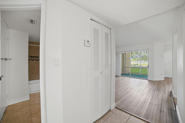 1041 Coral Club Drive 1041, Coral Springs, FL 33071