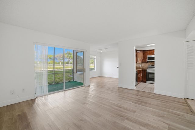 1041 Coral Club Drive 1041, Coral Springs, FL 33071