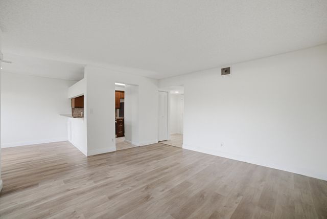 1041 Coral Club Drive 1041, Coral Springs, FL 33071