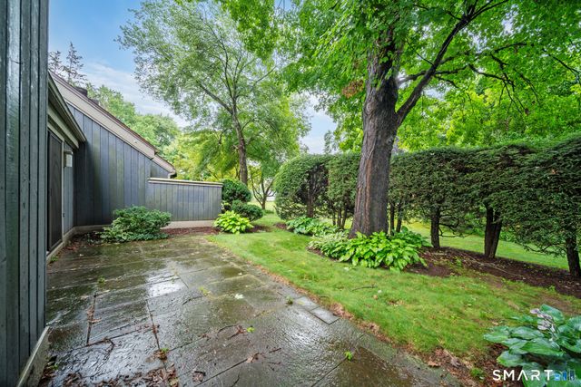 486 Heritage Village B, Southbury, CT 06488
