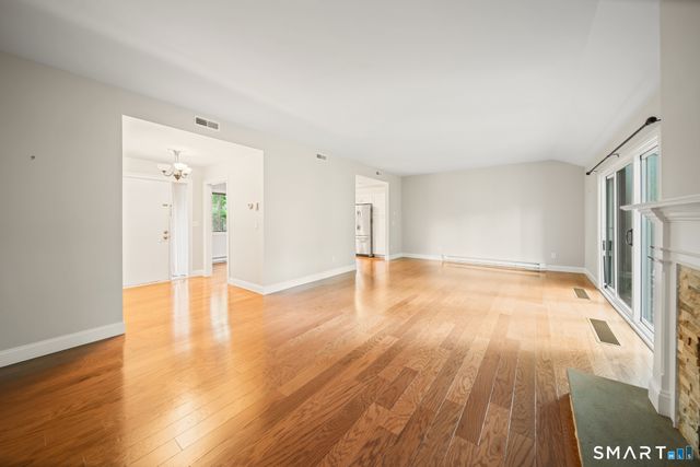 486 Heritage Village B, Southbury, CT 06488