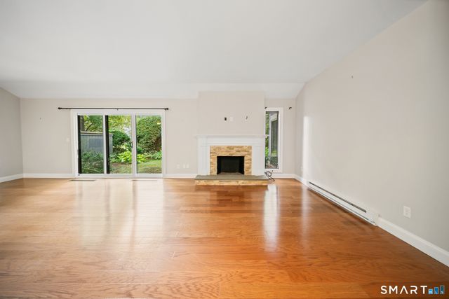 486 Heritage Village B, Southbury, CT 06488