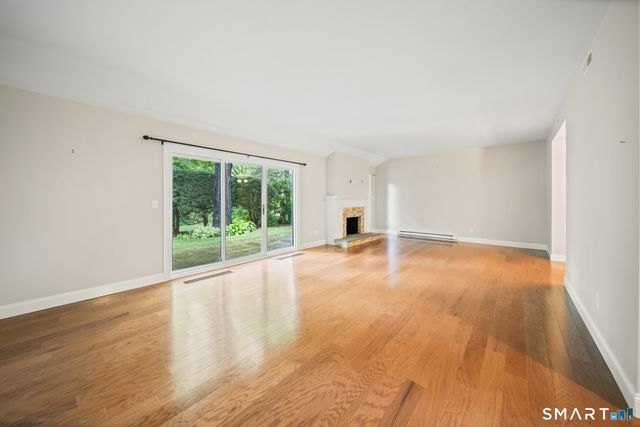 486 Heritage Village B, Southbury, CT 06488