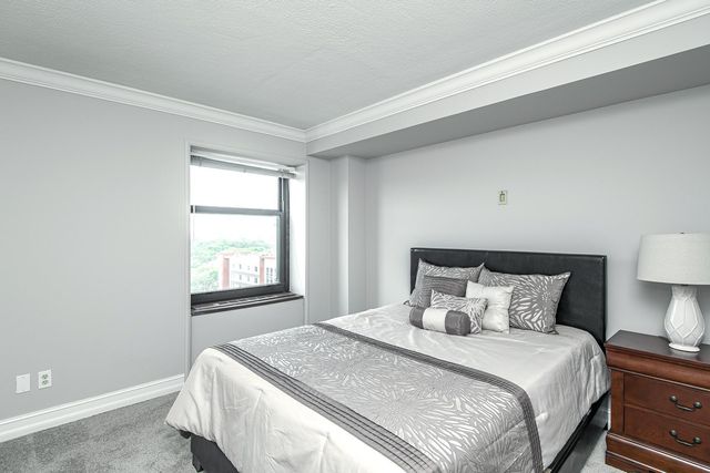 207 5th Avenue SW 901, Rochester, MN 55902