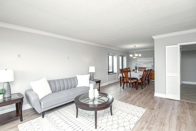 207 5th Avenue SW 901, Rochester, MN 55902