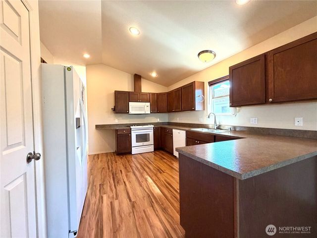 709 Paintbrush Lane, Omak, WA 98841