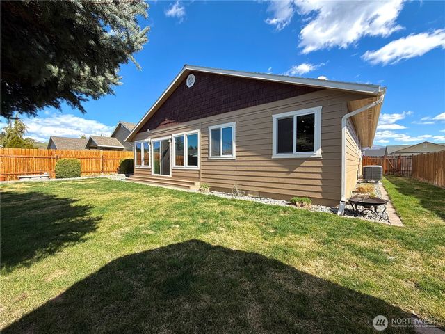 709 Paintbrush Lane, Omak, WA 98841