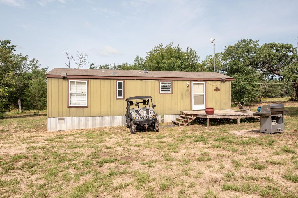 11790 Silver Springs RD, Rockdale, TX 76567