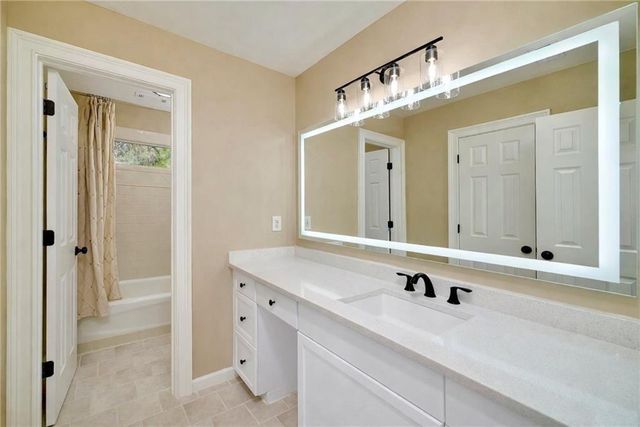 170 Longcreek Drive, Fayetteville, GA 30214