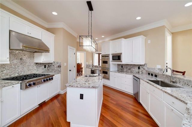 170 Longcreek Drive, Fayetteville, GA 30214