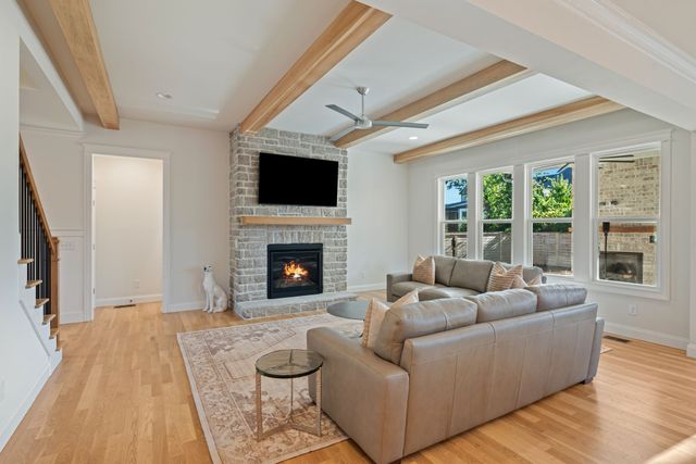 216 Disspayne Dr, Nashville, TN 37214