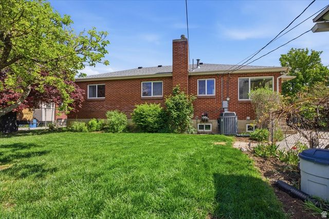 5972 S LA SALLE DR, Murray, UT 84123