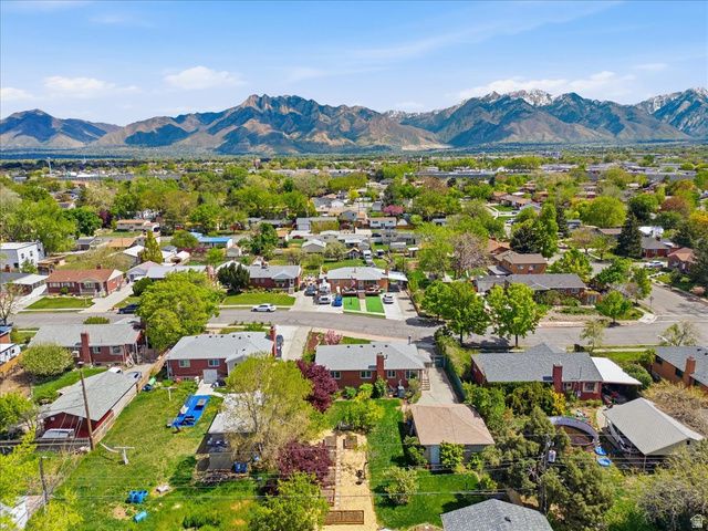 5972 S LA SALLE DR, Murray, UT 84123