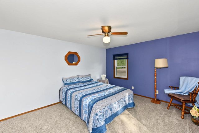 W188N9690 Orchard DRIVE, Germantown, WI 53022