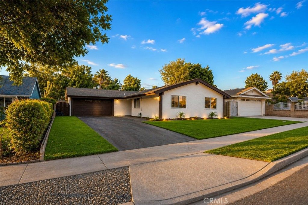 3441 Crownsworth, Corona, CA 92879 — exterior