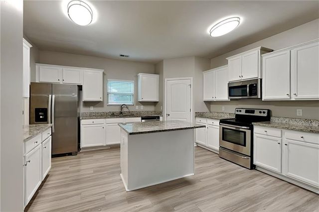 119 Spring Forrest Lane, Dallas, GA 30157