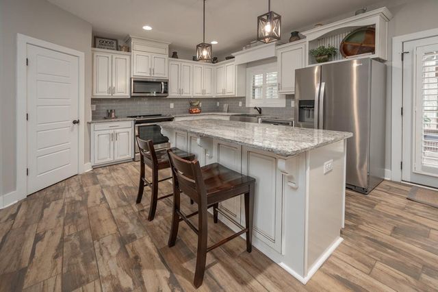 153 Lee Road 2207, Salem, AL 36874