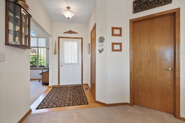 8710 E Sugar Pine Ln, Spokane, WA 99217