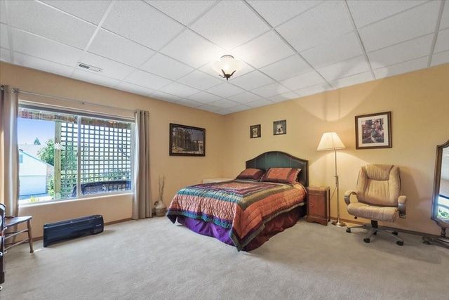 8710 E Sugar Pine Ln, Spokane, WA 99217