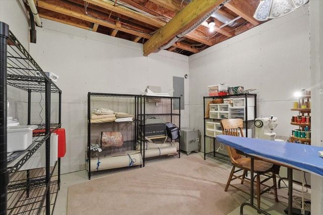8710 E Sugar Pine Ln, Spokane, WA 99217