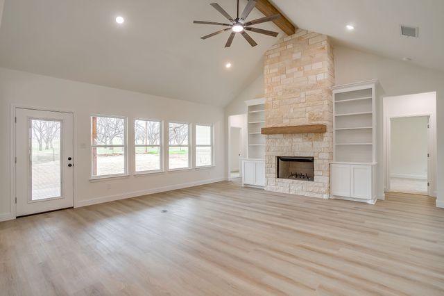 6705 Westover Drive, Granbury, TX 76049