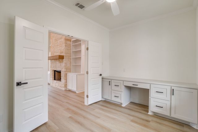 6705 Westover Drive, Granbury, TX 76049