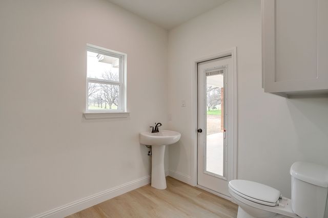 6705 Westover Drive, Granbury, TX 76049