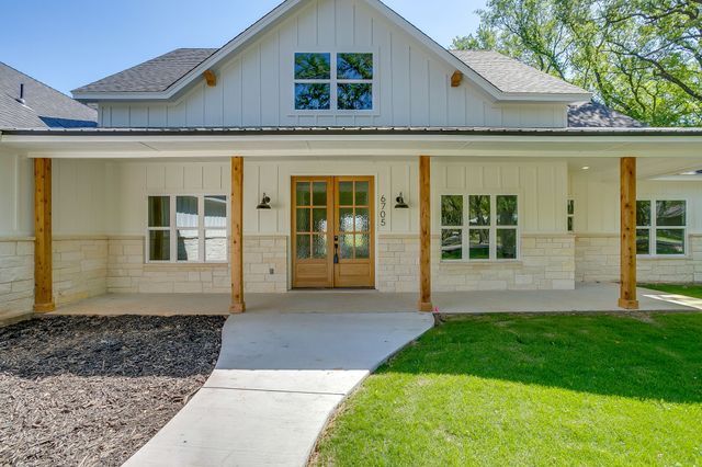 6705 Westover Drive, Granbury, TX 76049