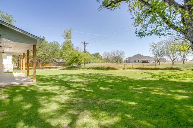 6705 Westover Drive, Granbury, TX 76049
