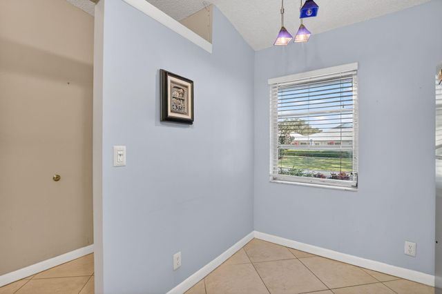 18565 Cherborg Dr 18565, Boca Raton, FL 33496