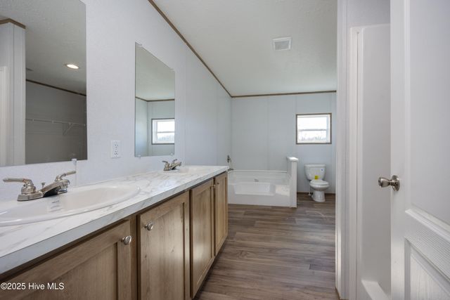 30 Butler Lakes Lane, Clinton, NC 28328