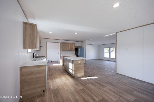 30 Butler Lakes Lane, Clinton, NC 28328