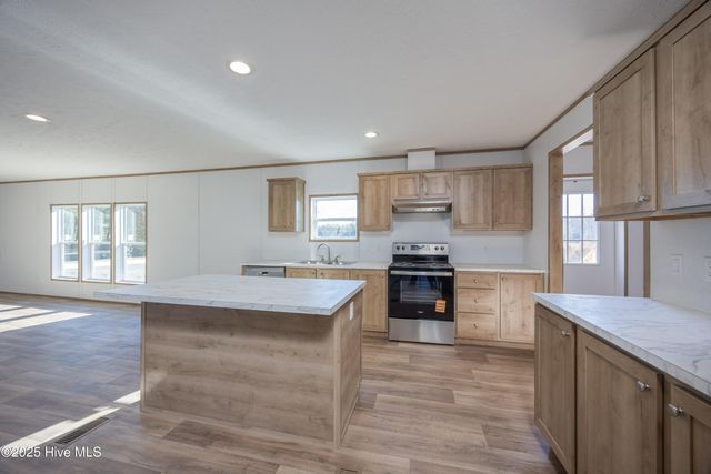 30 Butler Lakes Lane, Clinton, NC 28328