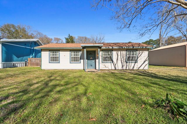 192 Miller Road, Livingston, TX 77351